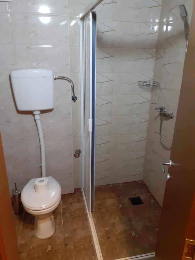 Restoran Sa Prenocistem Zitiste Hotel Bagian luar foto