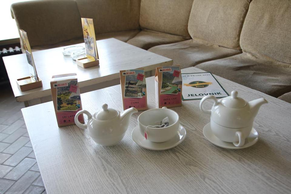 Restoran Sa Prenocistem Zitiste Hotel Bagian luar foto