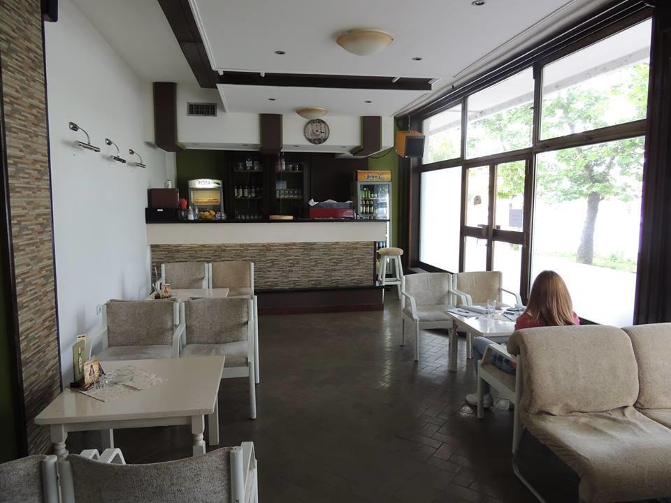 Restoran Sa Prenocistem Zitiste Hotel Bagian luar foto